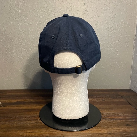 Men’s Blue and Red Cold View Band Hat - Picture 5 of 7